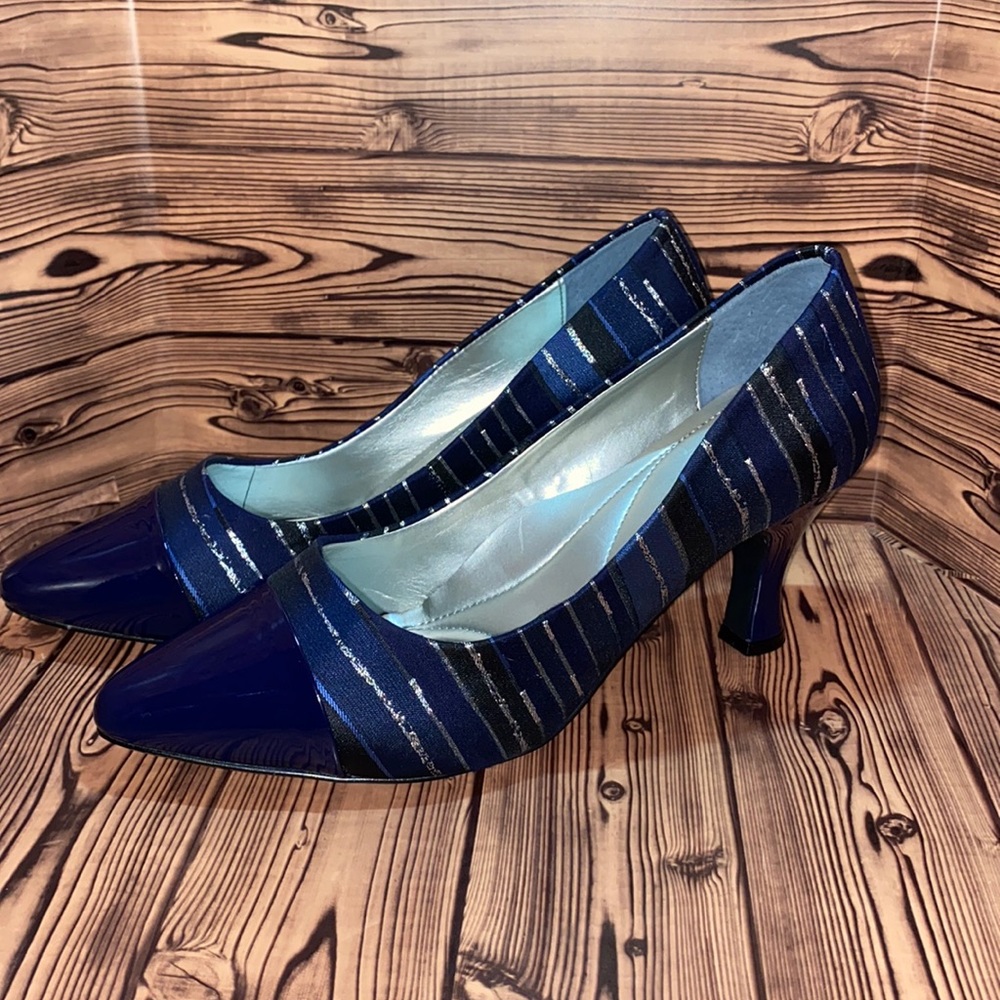 Proxy Navy Black & Silver Heels Sz 9.5 W